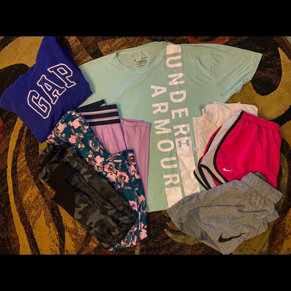 Womens athletic wear size M/L